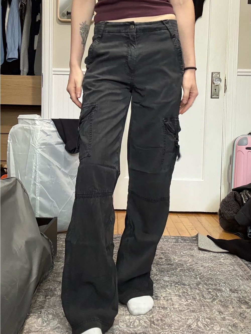 American Eagle Women's Black Cargo Pants